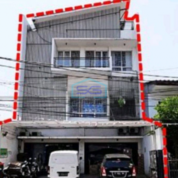 Dijual Ruko Bagus dan Strategis di Jakarta Selatan LB 300m2-1