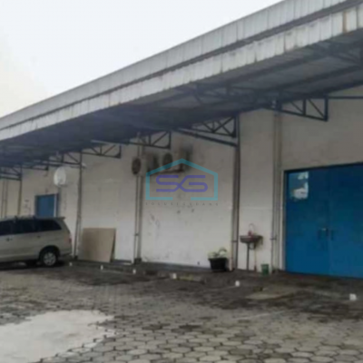 Dijual Gudang Strategis Zona Industri Laweyan Solo Luas 4413m2