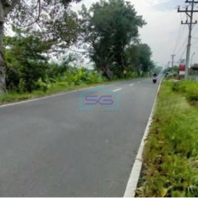 Dijual Tanah Strategis Lokasi Karanganyar Luas Tanah 2700 m2