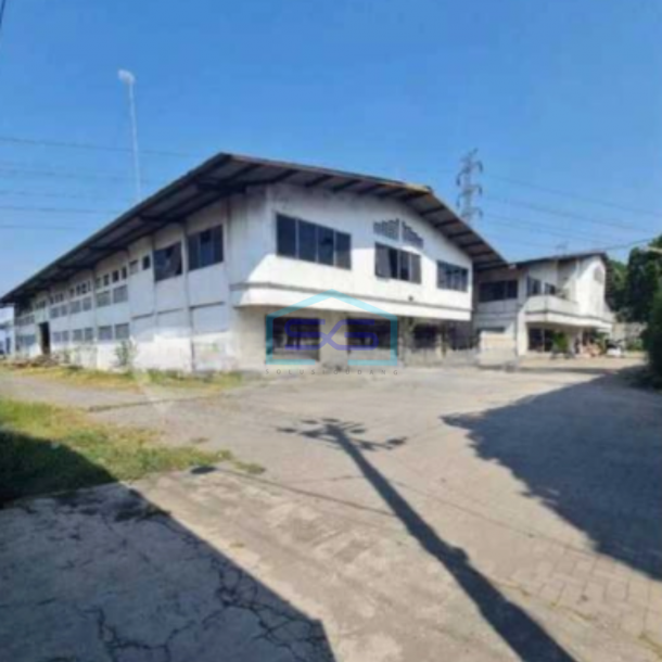 Dijual tanah plus bangunan strategis lokasi Kartasura Sukoharjo luas 5255m-2