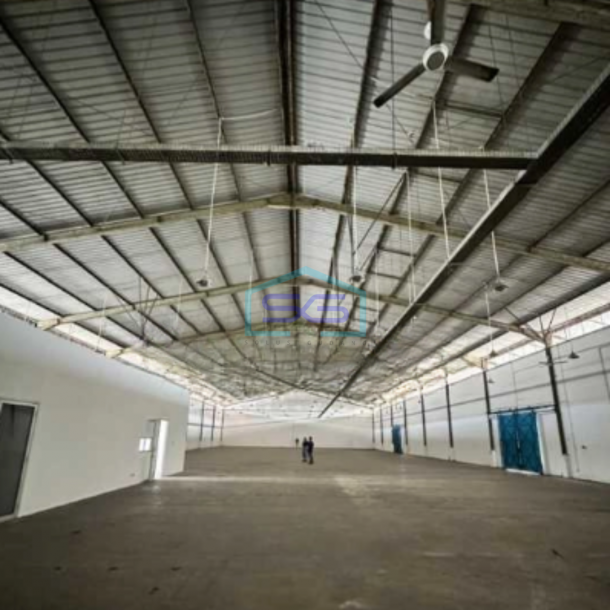 Disewakan gudang strategis lokasi Jl Mojo Jaten Luas Bangunan 1600m2-1