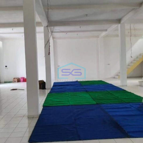 Disewakan Ruko Strategis 2 Lantai LB 800m2 Lokasi Karanganyar-2