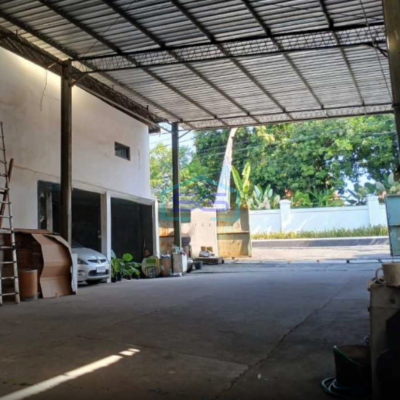Dijual Gudang Ex Mebel Lokasi Jepara Jawa Tengah Luas Tanah 4000m2