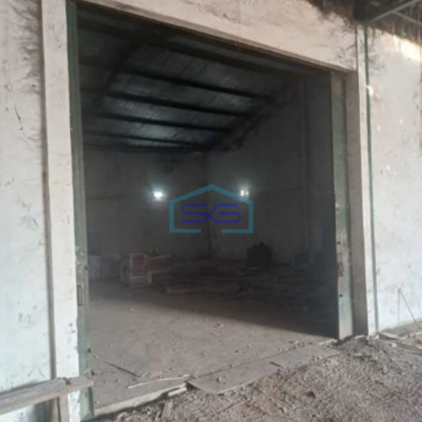 Disewakan Gudang Strategis Pekarangan Luas Tanah 1100m2 Pedurungan Semarang-2