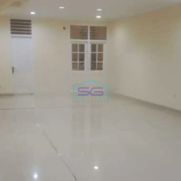 Disewakan Ruko 2 Lantai Luas Bangunan 180 m² di Percetakan Negara Jakarta Pusat-3