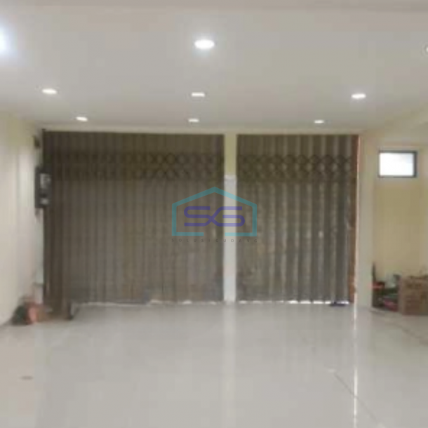 Disewakan Ruko 2 Lantai Luas Bangunan 180 m² di Percetakan Negara Jakarta Pusat-2