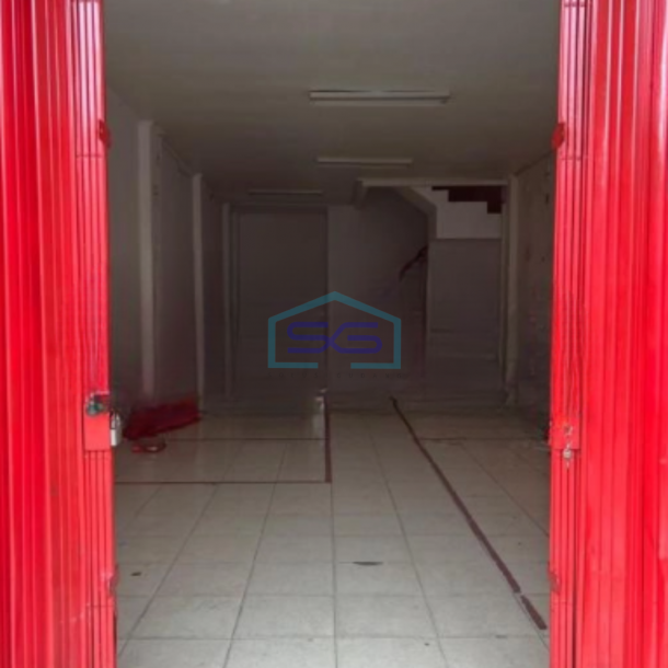 Disewakan Ruko Hadap Jalan Raya Luas Bangunan 300 m² di Cakung Jakarta Timur-1