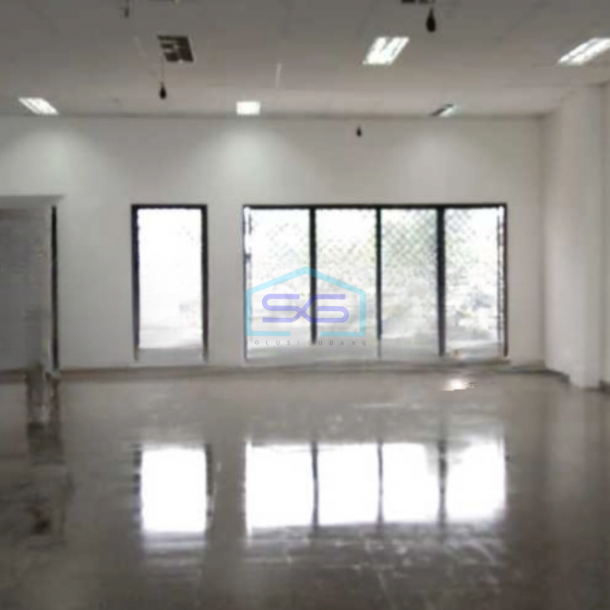 Disewakan Gedung Kantor Luas Bangunan  2100 m² Lokasi Strategis di Kebayoran Baru Jakarta Selatan-1