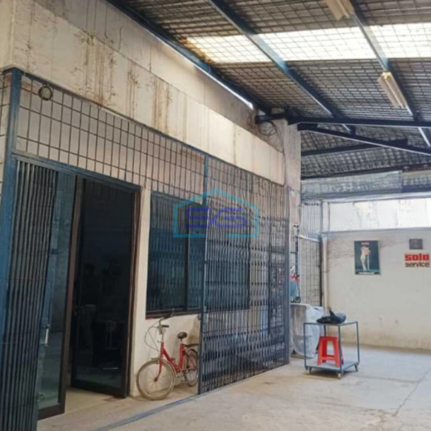 Dijual Gudang Ada Lift Barang Luas Bangunan  1200 m² di Sunter Jakarta Utara-1