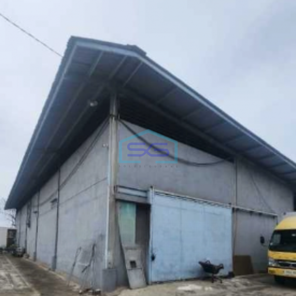 Disewakan Gudang Bagus Parkir Kontainer 40 ft Di Kalideres Jakarta Barat LT 1821m2-1