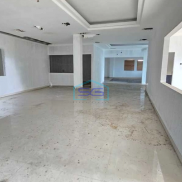 Disewakan Gudang Bangunan Bagus Parkir Luas Di Kapuk Kamal Jakarta Barat Luas Tanah 3300m2-5