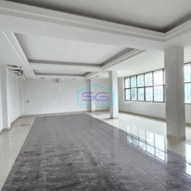 Disewakan Gudang Bangunan Bagus Parkir Luas Di Kapuk Kamal Jakarta Barat Luas Tanah 3300m2-4