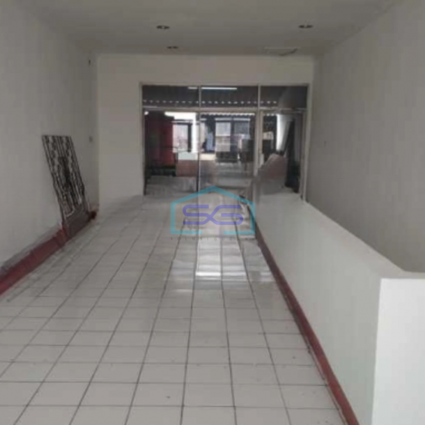 Disewakan Ruko Siap Pakai Luas Bangunan  270 m² di Cempaka Putih Jakarta Pusat-1