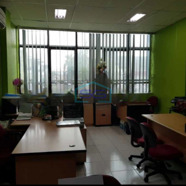 Disewakan Ruko Siap Pakai Luas Bangunan 225 m² di Sunter Jakarta Utara-1
